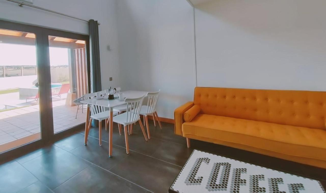 Apartamentos Walden By Gaiarooms Morille Екстериор снимка