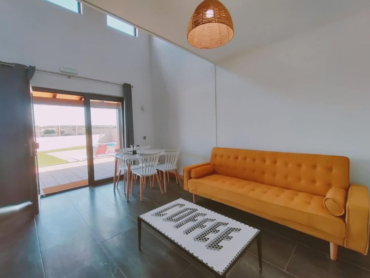 Apartamentos Walden By Gaiarooms Morille Екстериор снимка