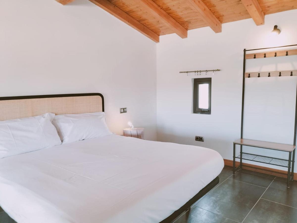 Apartamentos Walden By Gaiarooms Morille Екстериор снимка